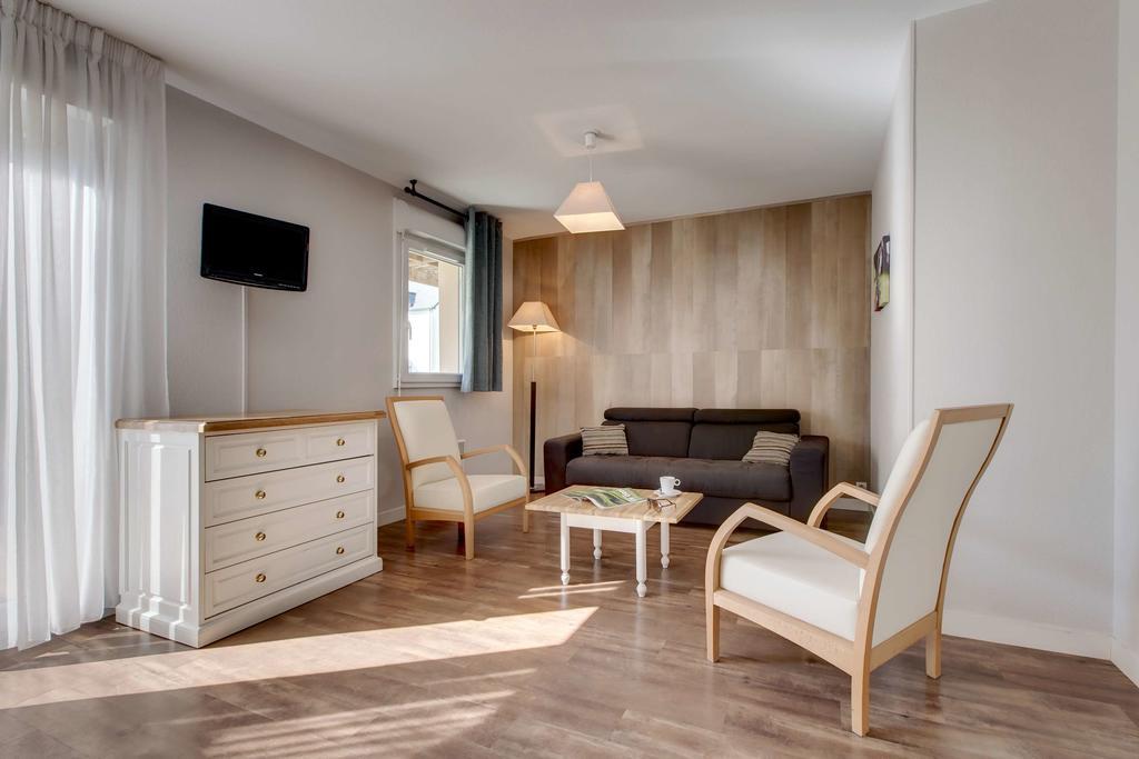 Appartements Les Ormes Epiniac Buitenkant foto